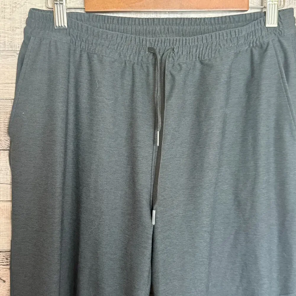 Outdoor Voices Joggers Mens Medium Gray Pockets Stretch Yoga Gym Casual